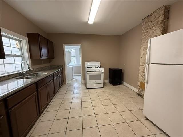 3029 Banks St - Photo 7 of 15