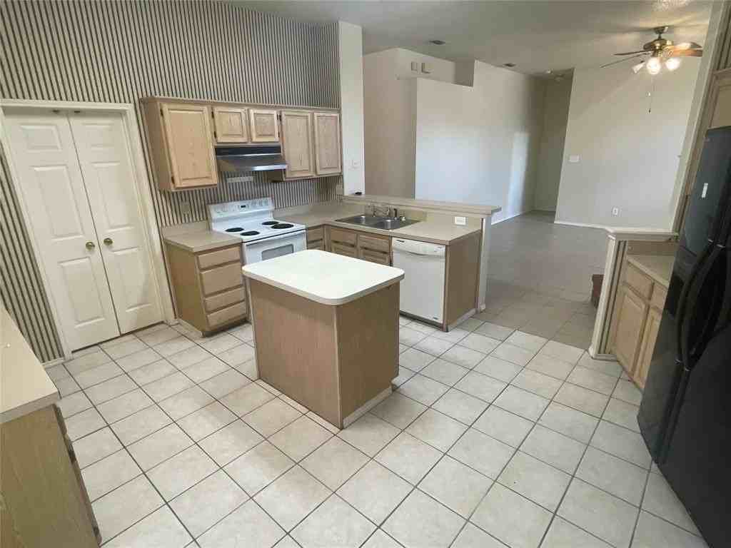 4408 San Mateo Ln - Photo 2 of 10