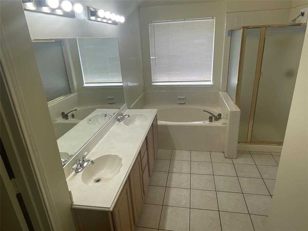 4408 San Mateo Ln - Photo 3 of 10