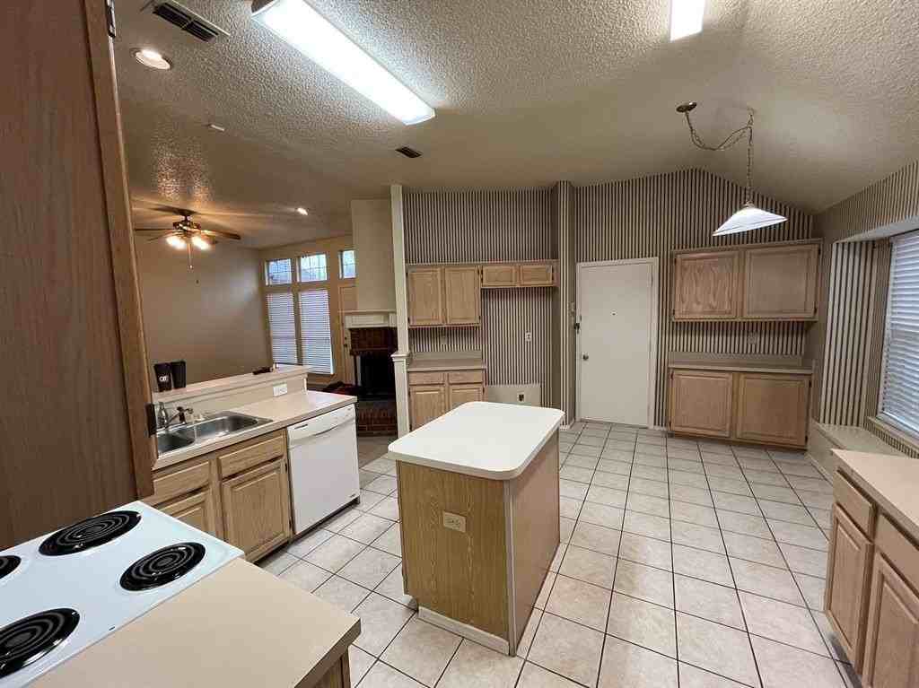 4408 San Mateo Ln - Photo 7 of 10