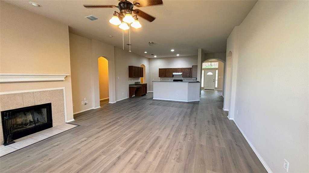 2007 Walnut Hills Ln - Photo 5 of 12