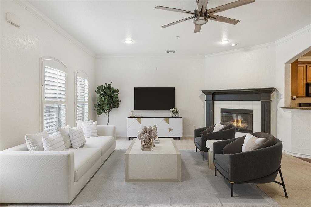 6728 Pistoia Dr - Photo 5 of 29