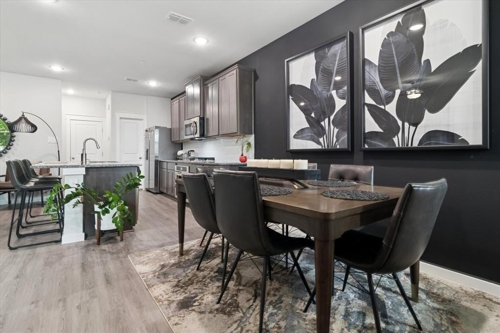 3047 Tenor Way - Photo 3 of 17