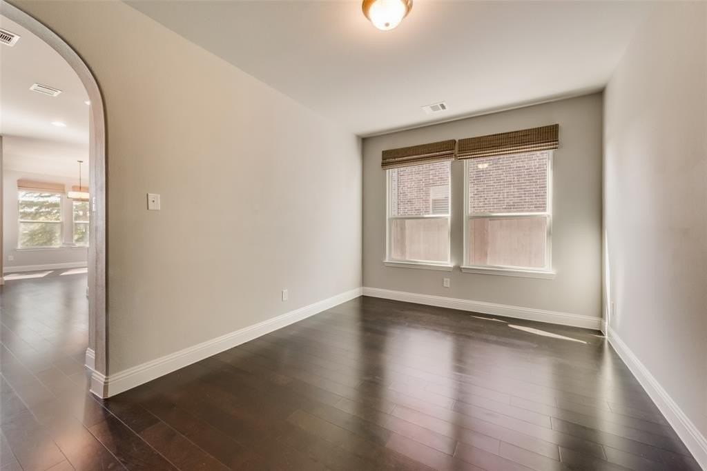 15404 Pioneer Bluff Trl - Photo 5 of 31