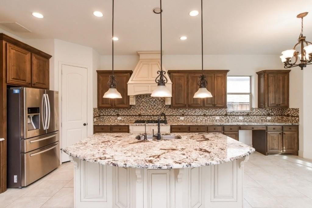 1534 Red Rock Canyon Rd - Photo 6 of 39