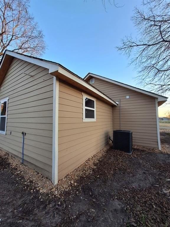 240 W Marshall St - Photo 4 of 29