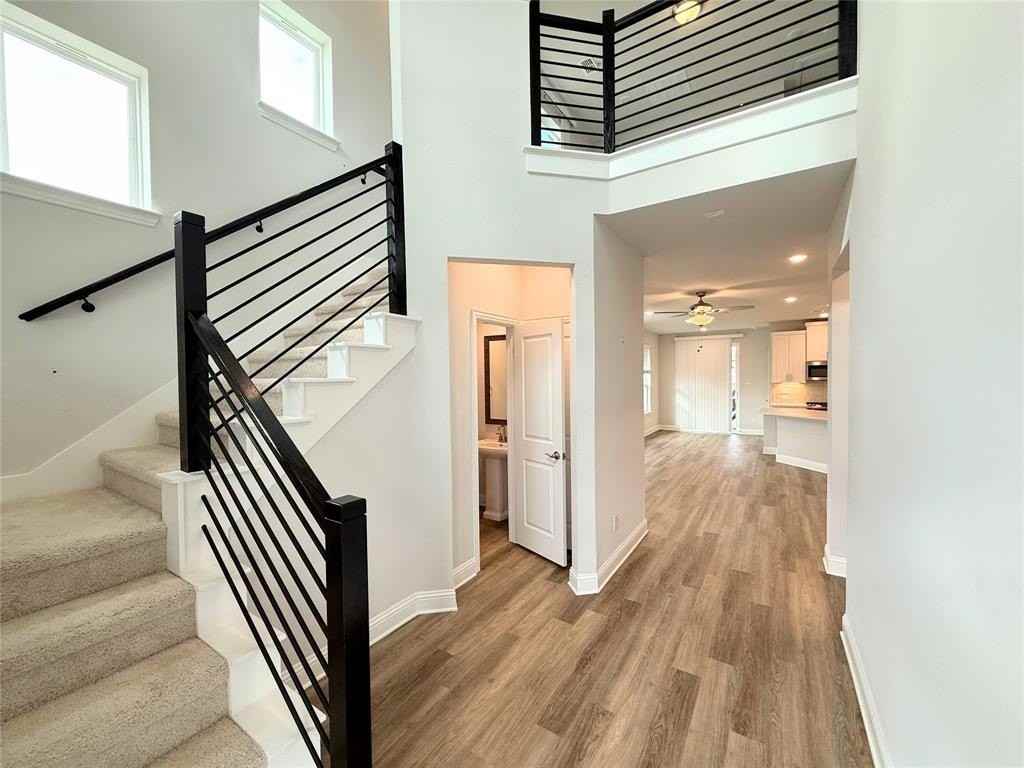 11402 Chepstow Crescent Ct - Photo 5 of 34