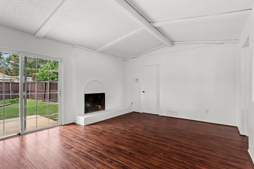 2804 Royal Oaks Dr - Photo 6 of 28