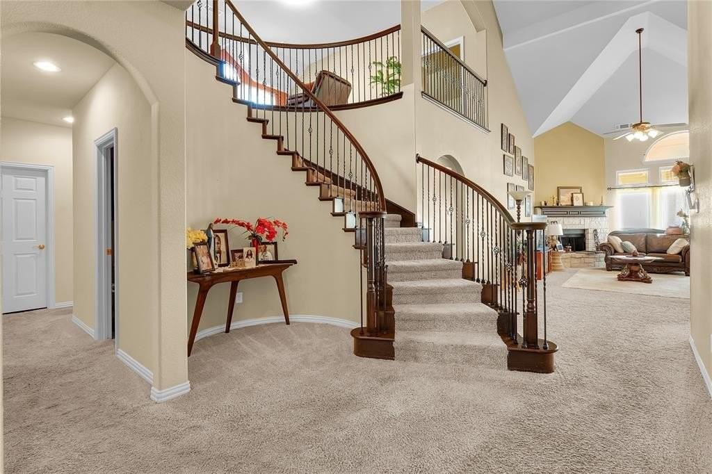 9684 Salvia Dr - Photo 4 of 40