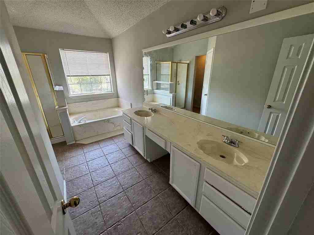 8180 Rock Brook St - Photo 6 of 7