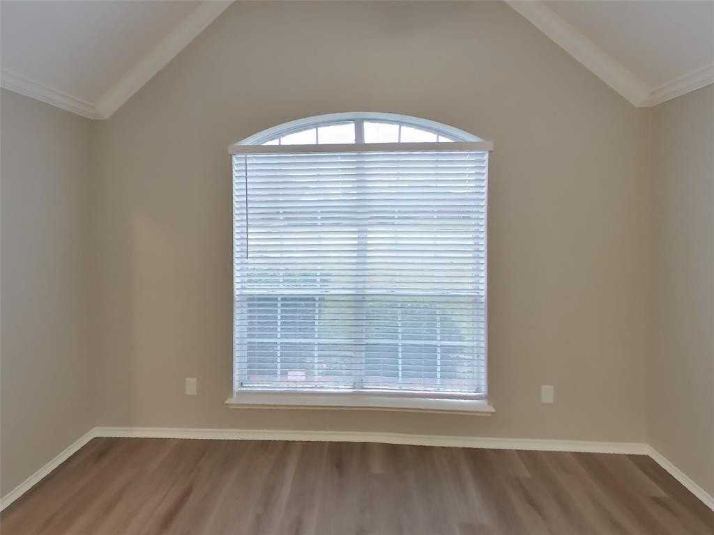 2033 Oak Bend Ln - Photo 7 of 17