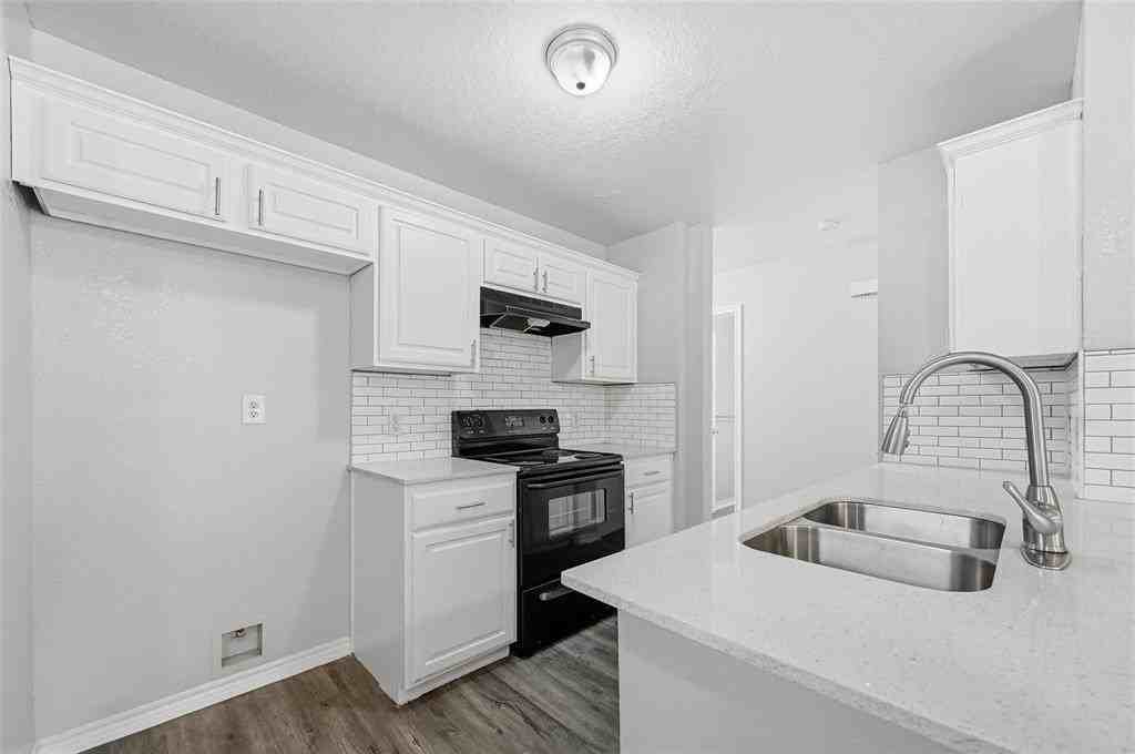 309 Gravel St - Photo 6 of 27