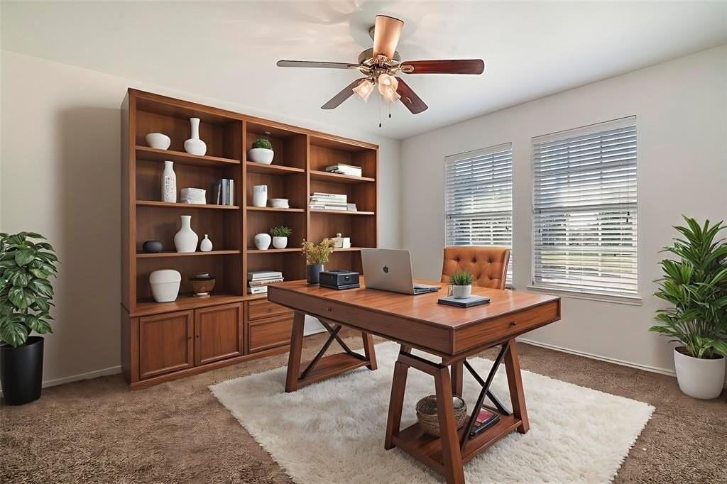 2901 Saddle Dr - Photo 4 of 31