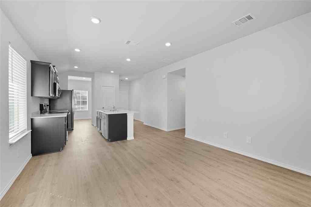 3427 Rendezvous Way - Photo 5 of 20