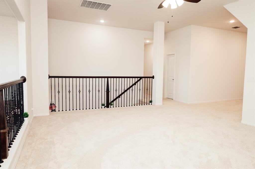 700 Sedona St - Photo 5 of 10
