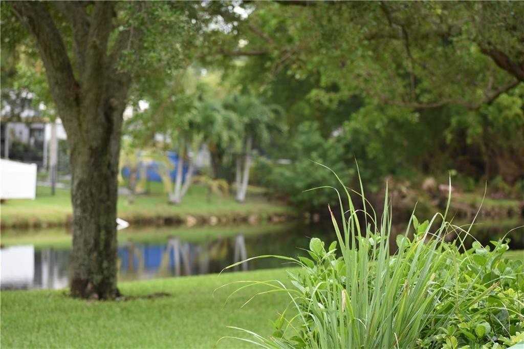 7890 Dixie Beach Cir - Photo 3 of 19