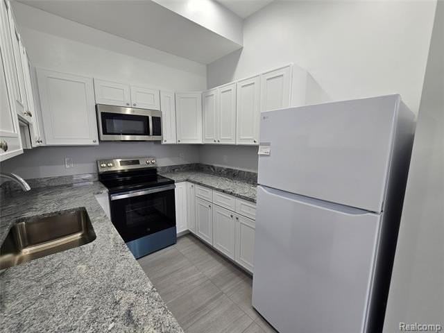 8833 Michigan Ave - Photo 7 of 17