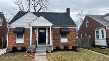 featured image of 19934 Manor St