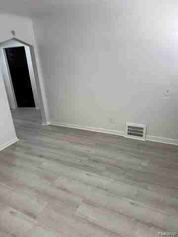 19934 Manor St - Photo 6 of 15