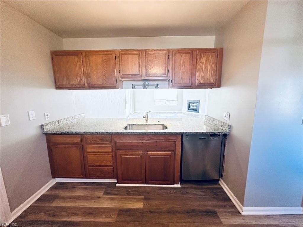 1513 Lincoln Ct - Photo 4 of 23