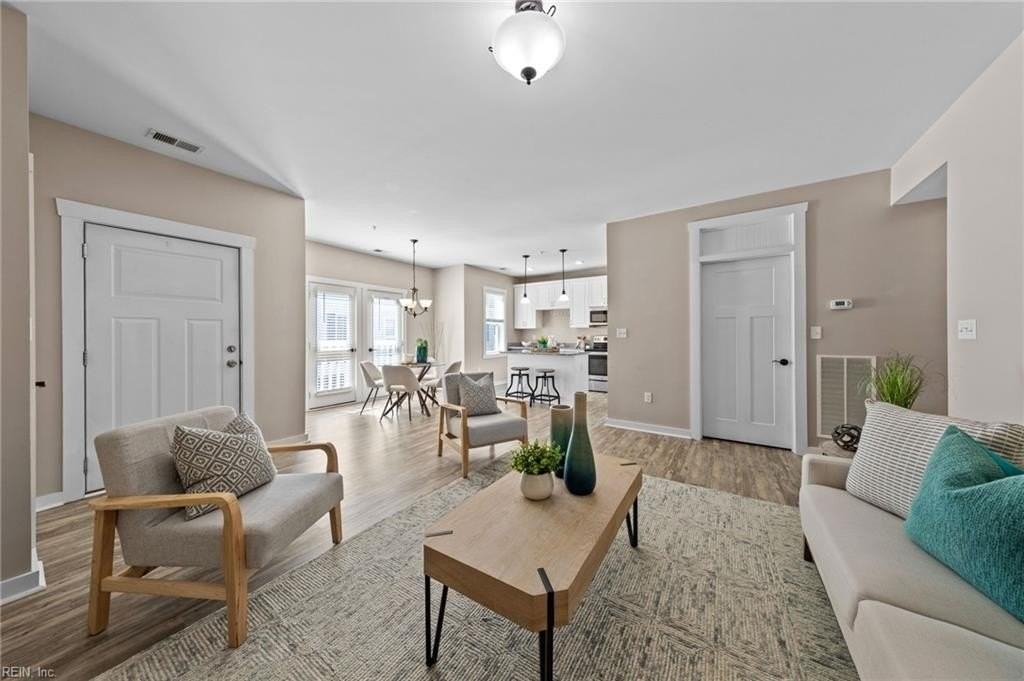 7922 Shore Dr #202 - Photo 7 of 26