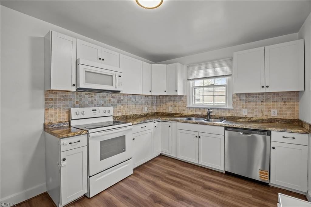 525 Virginian Dr - Photo 3 of 22