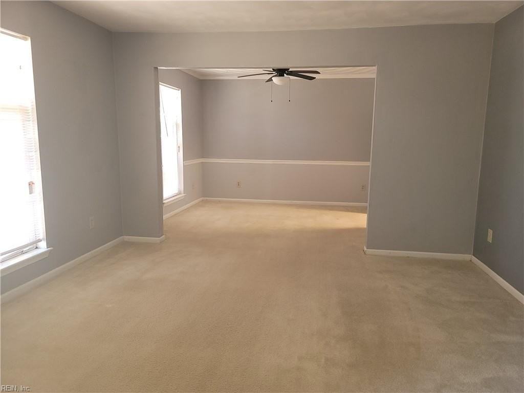 1024 Bowling Green Trl - Photo 2 of 14