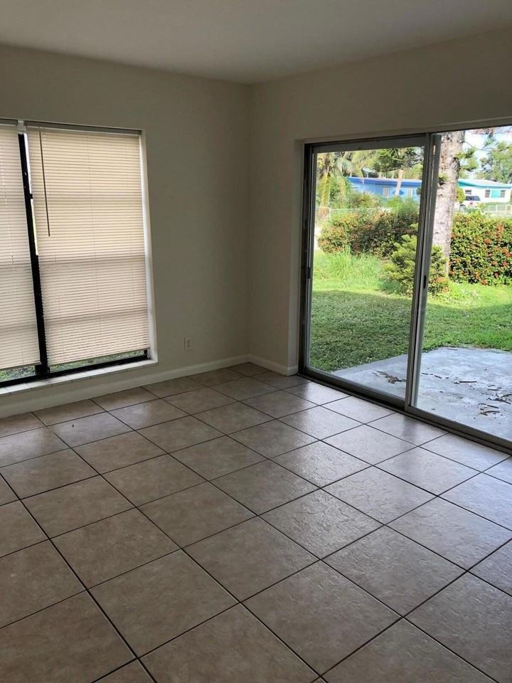 2280 Nw 2nd St - Photo 5 of 5