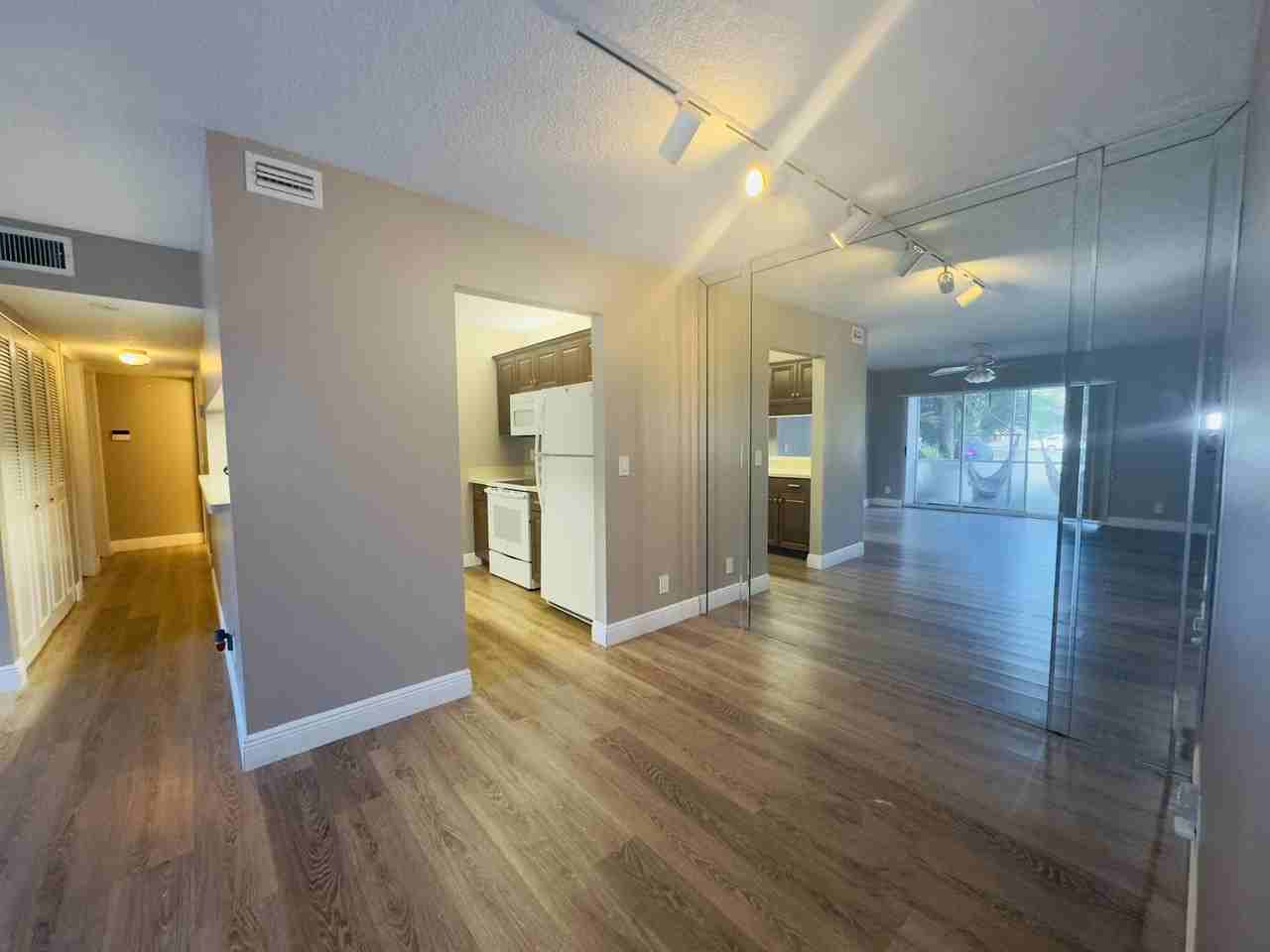 13771 Oneida Dr #C1 - Photo 4 of 24