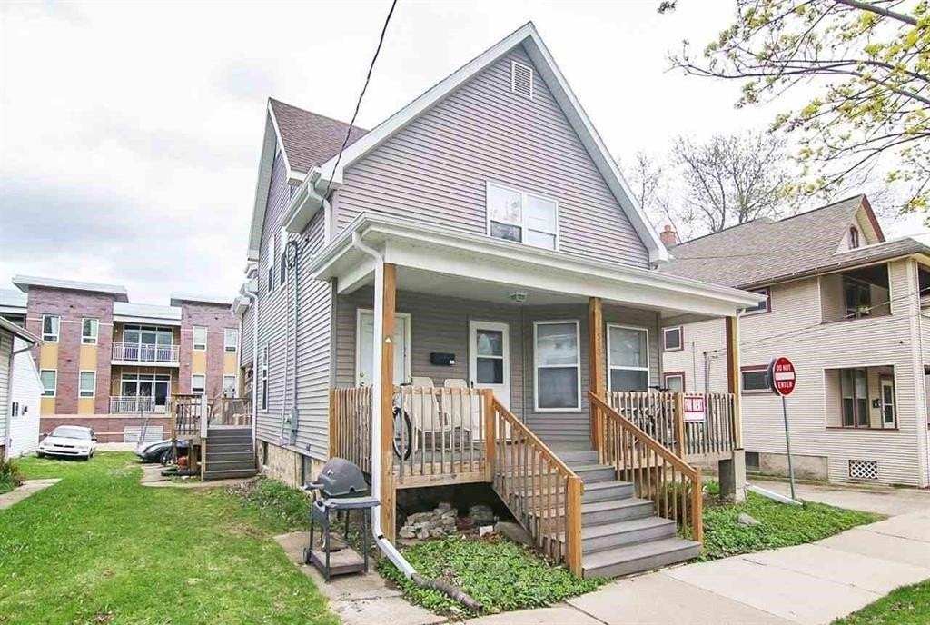 513 S Brooks St - Photo 2 of 45