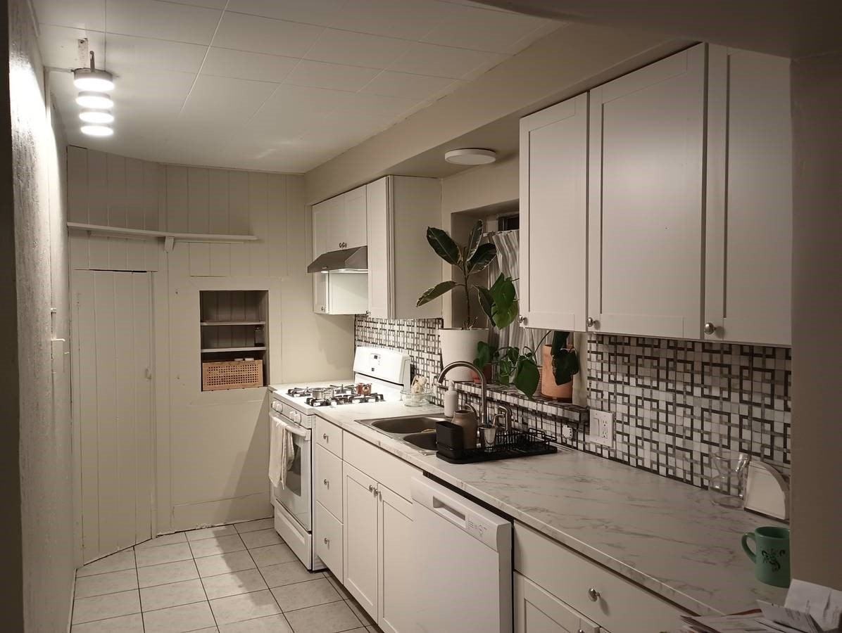 1203 Agua Fria St Apt A #A - Photo 2 of 7