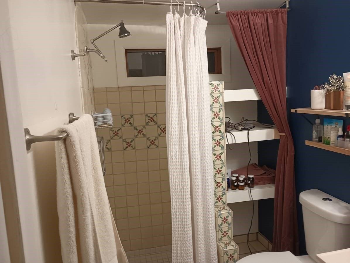 1203 Agua Fria St Apt A #A - Photo 5 of 7