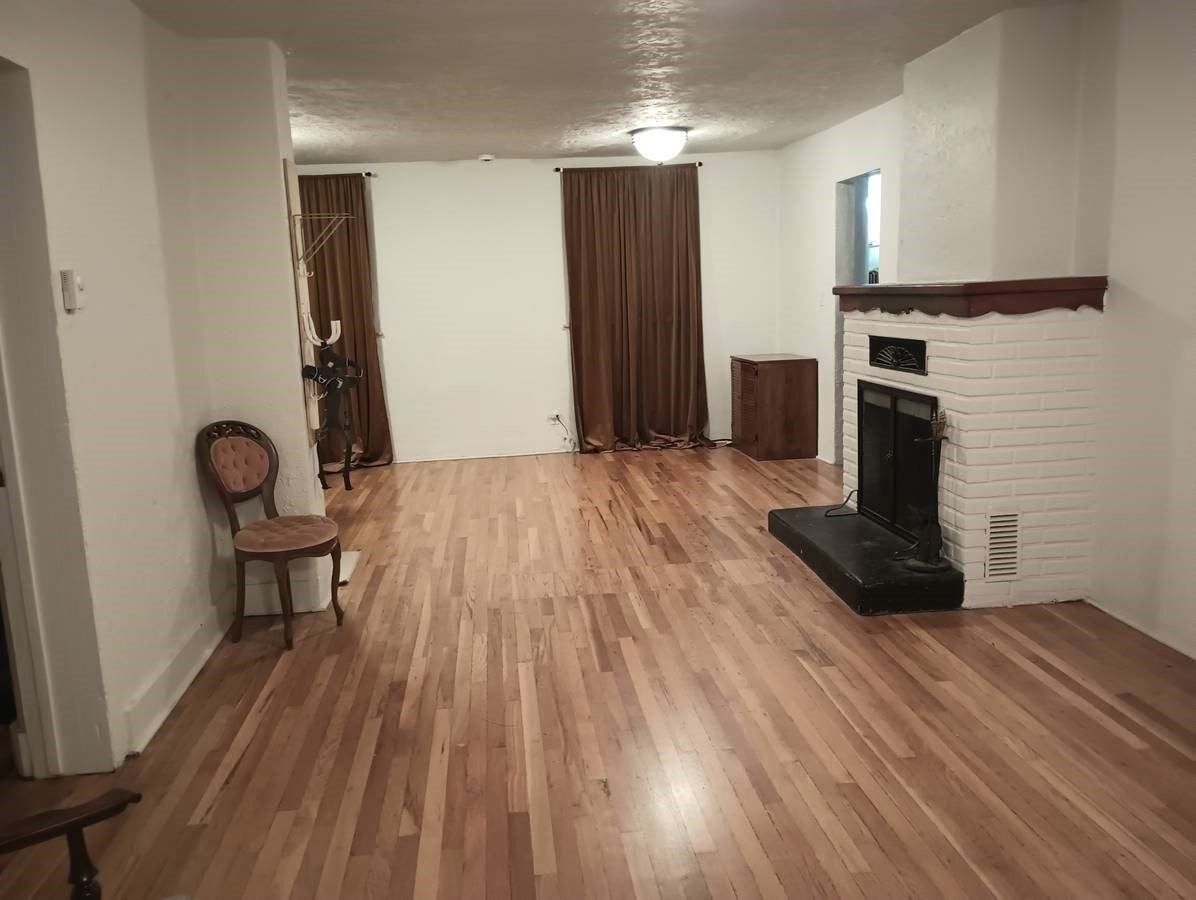 1203 Agua Fria St Apt A #A - Photo 7 of 7