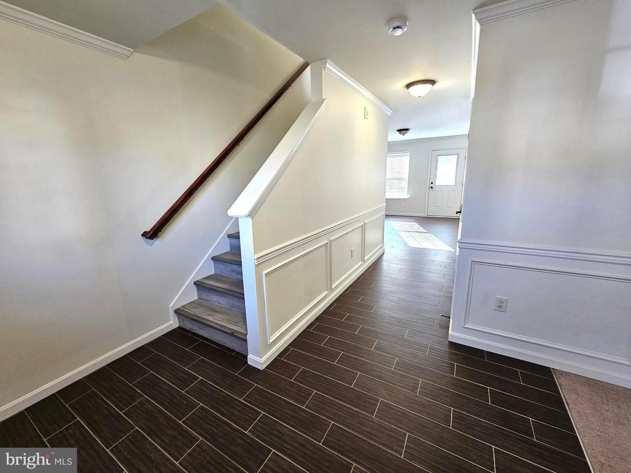 269 S Marshview Ter - Photo 4 of 50