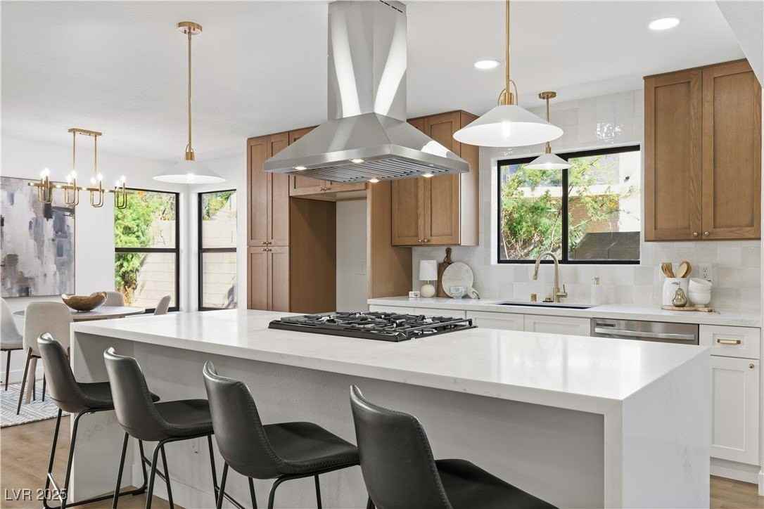 9504 Cliff View Way - Photo 2 of 6