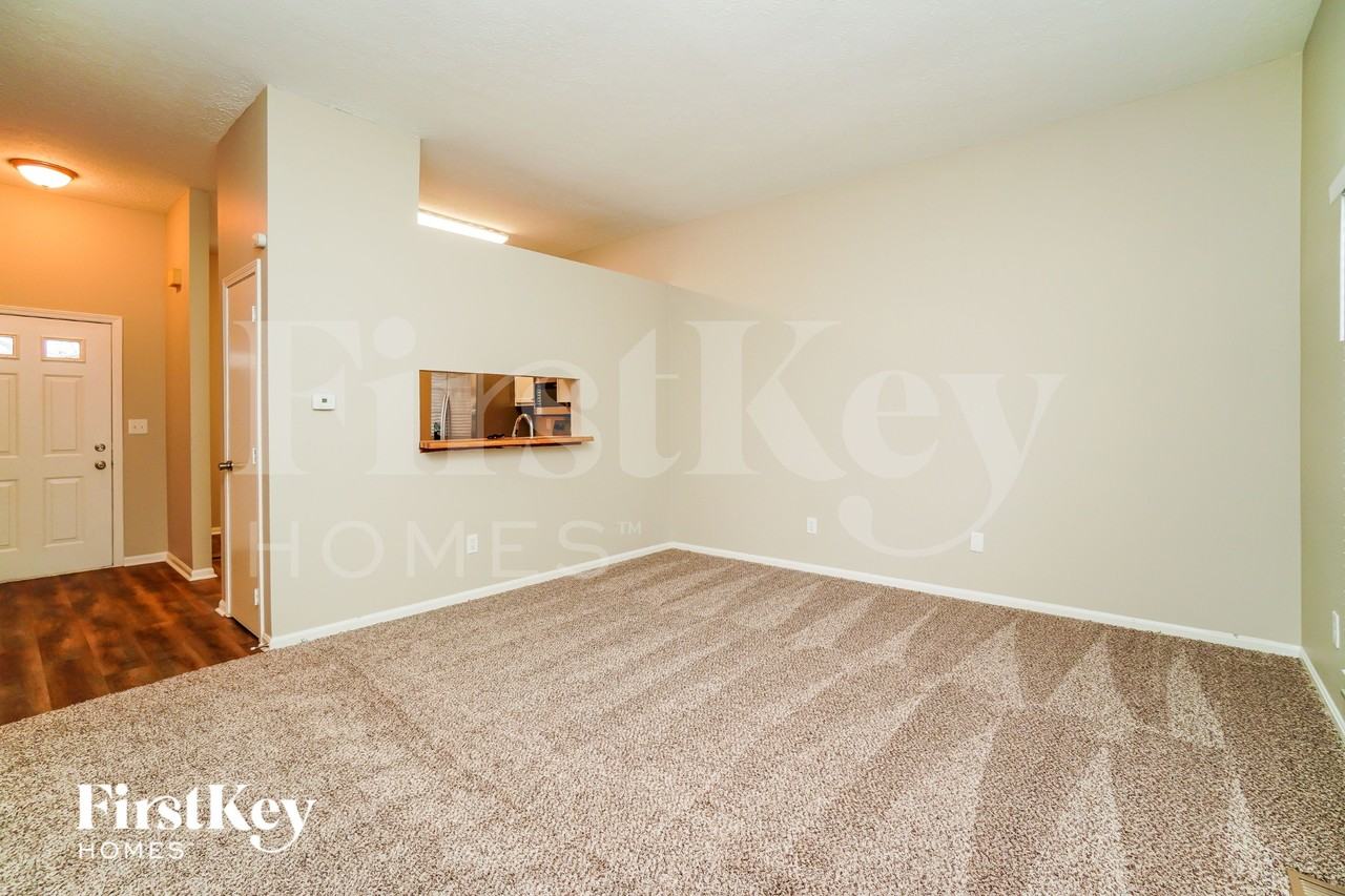 3609 Upperridge Ct - Photo 5 of 15