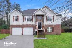 featured image of 4442 Brittany Dr