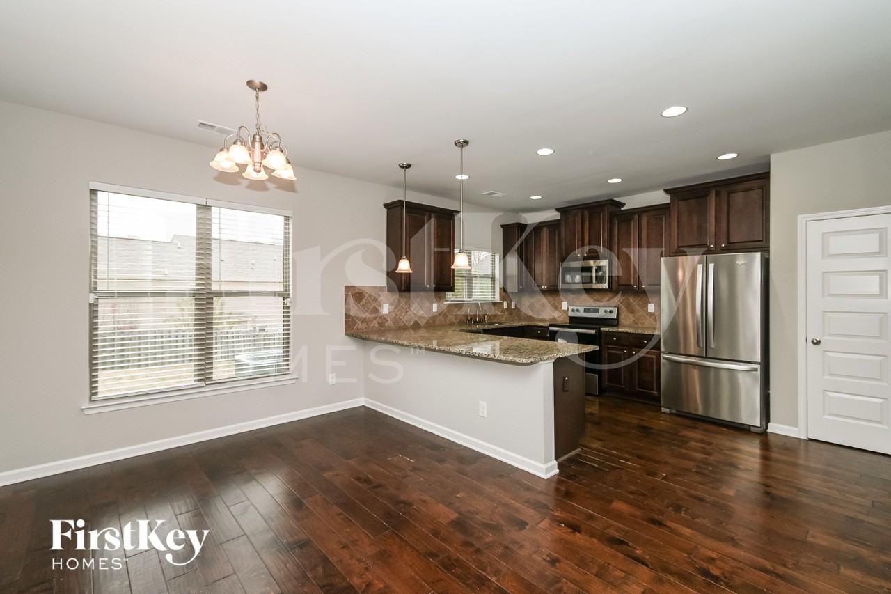 2714 Topaz Rd - Photo 7 of 15