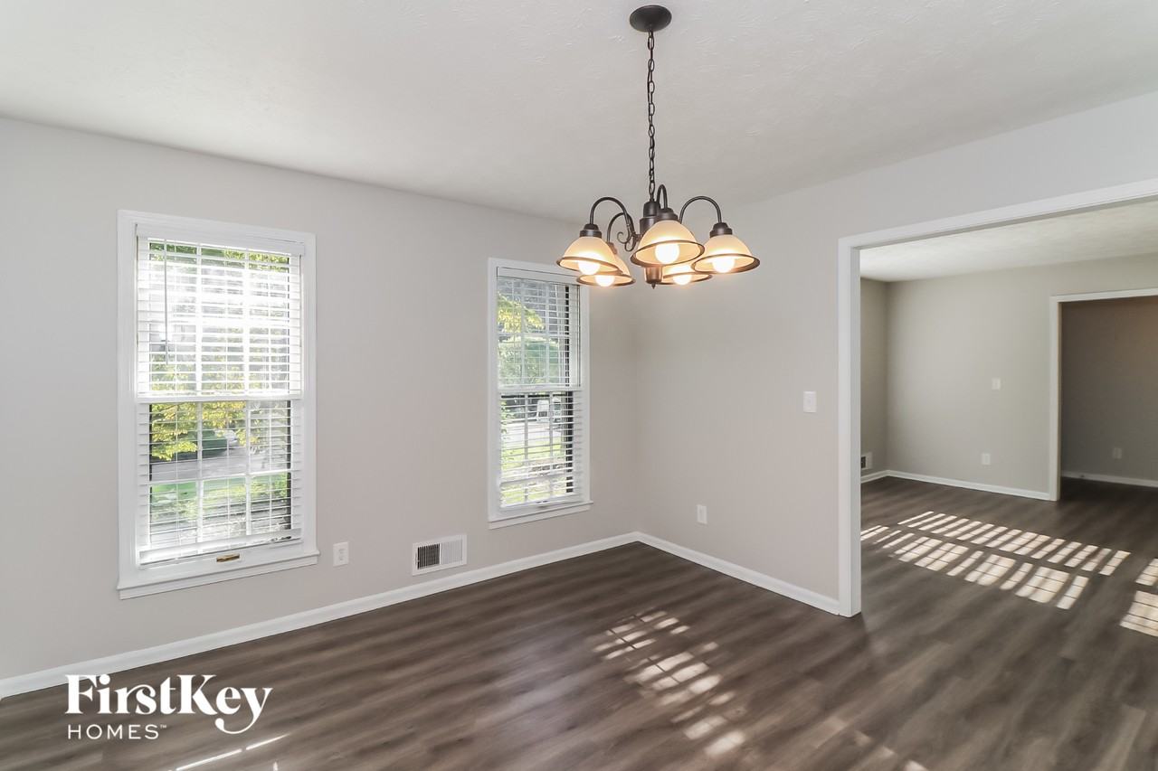 2515 Cottonwood Dr - Photo 5 of 15