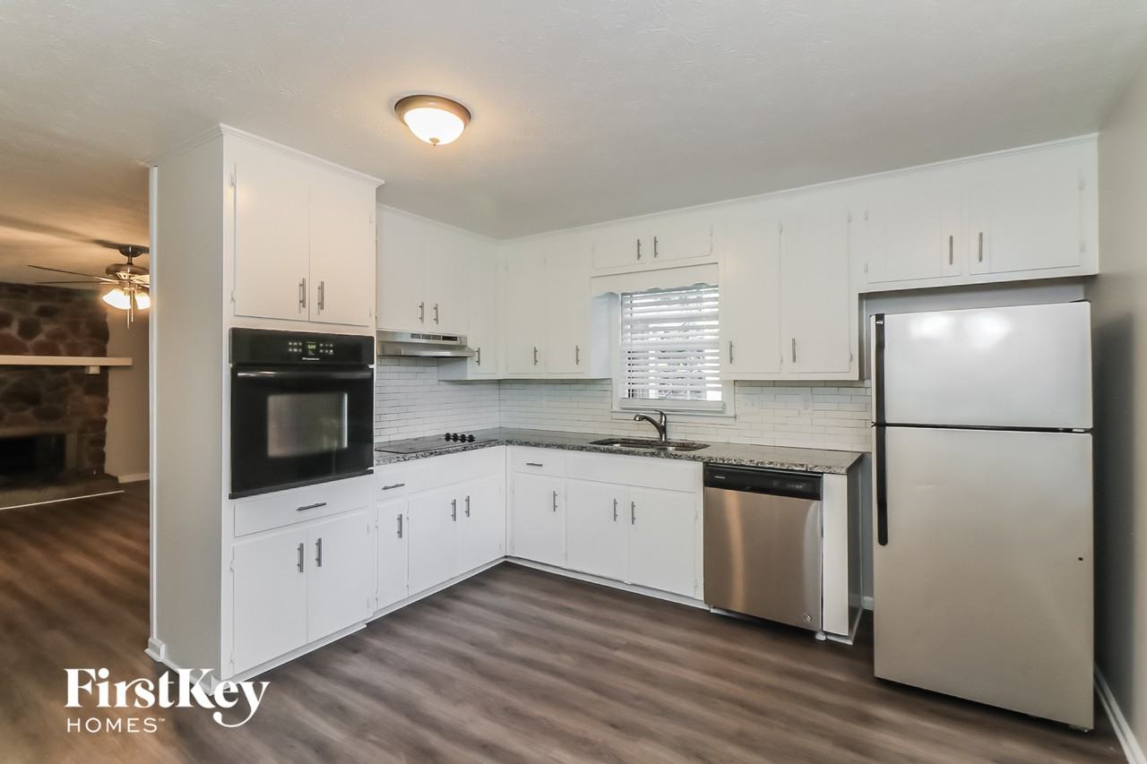 2515 Cottonwood Dr - Photo 6 of 15