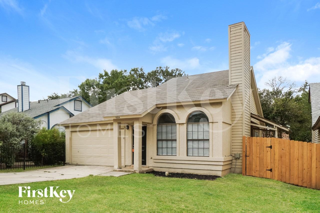 5934 Burning Sunrise Dr - Photo 2 of 16