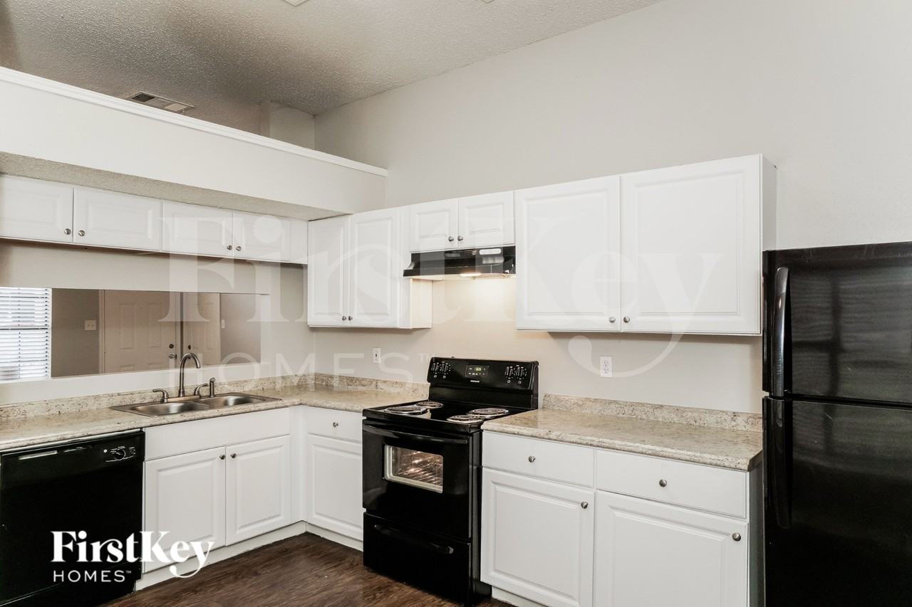 5934 Burning Sunrise Dr - Photo 6 of 16