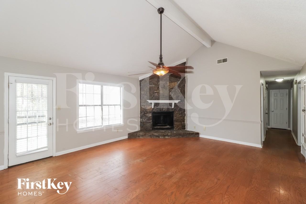 4925 Water Fowl Ln - Photo 4 of 18