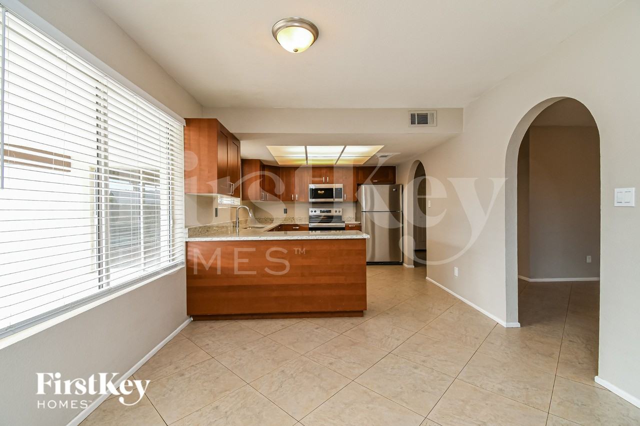 3350 S George Dr - Photo 7 of 19