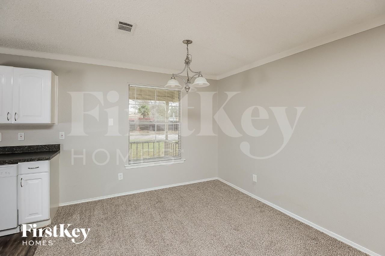 3001 Rufe Snow Dr - Photo 6 of 18