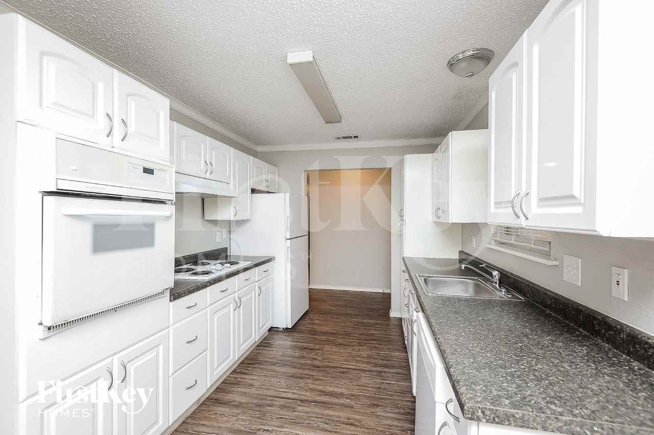 3001 Rufe Snow Dr - Photo 7 of 18