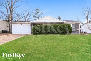 featured image of 2090 Avon Dr