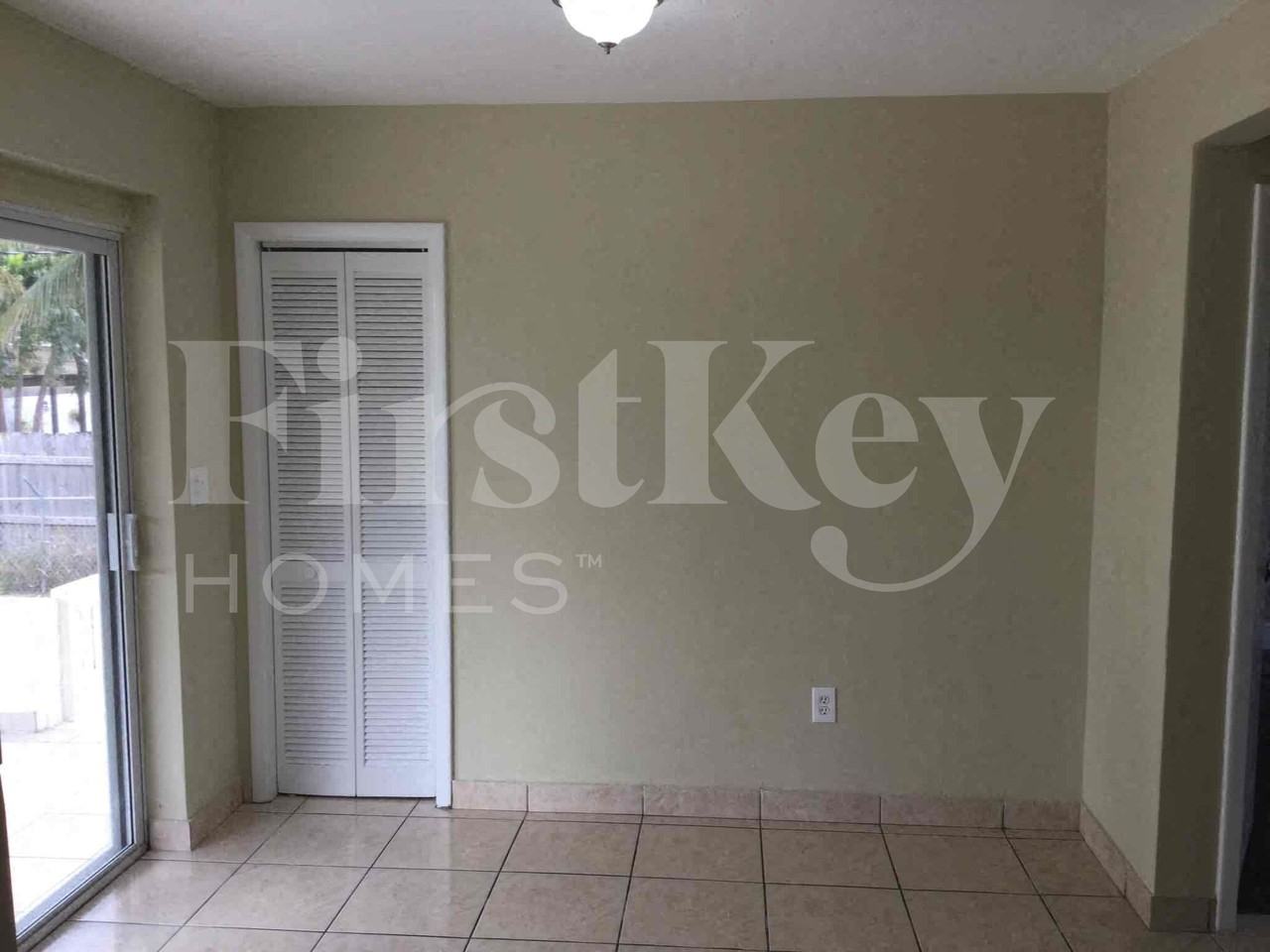 18000 Nwcourt - Photo 4 of 15