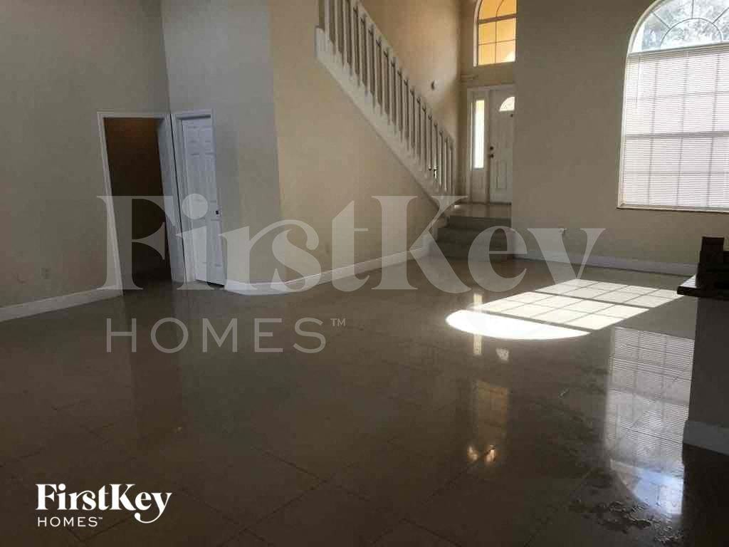 12721 Swstreet - Photo 2 of 19