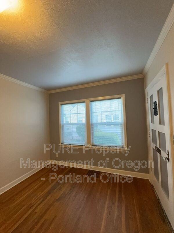 715 Ne 20th Ave #04 - Photo 4 of 18